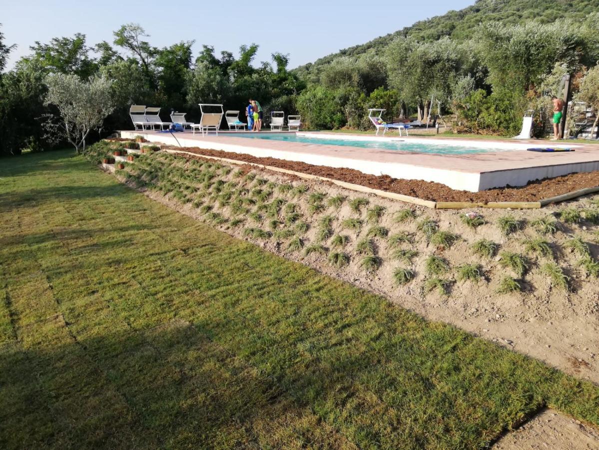 לינה וארוחת בוקר Montepescali Il Barbagianni מראה חיצוני תמונה